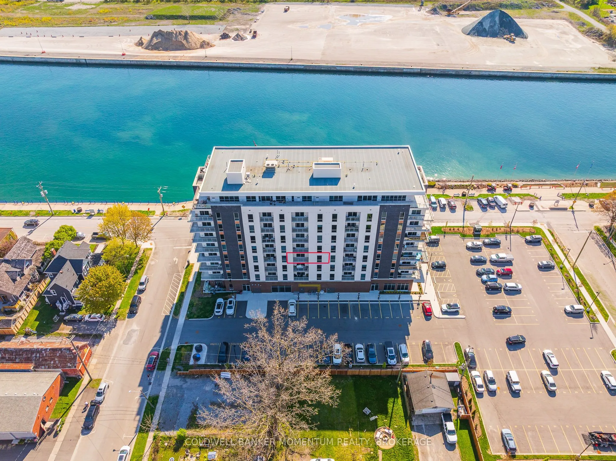 118 West Street, #403
