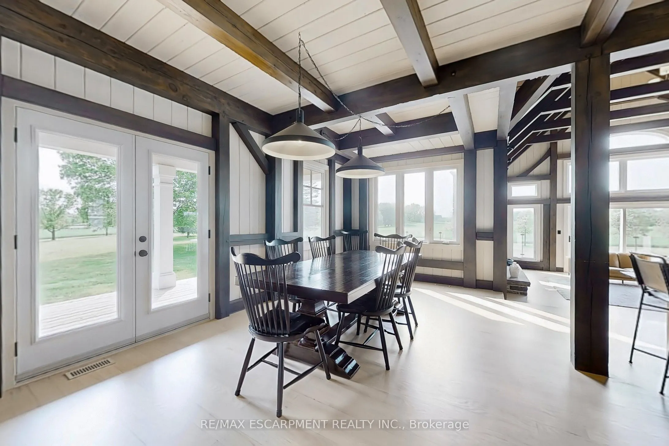 485 Concession 5 Road E