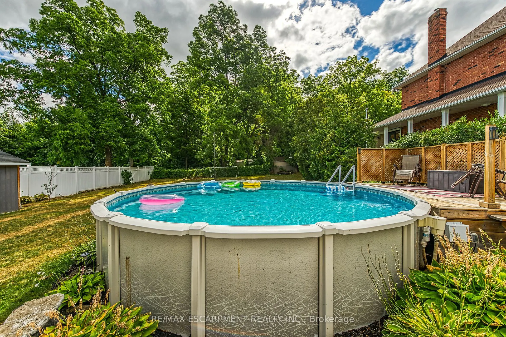 142 McNeilly Road