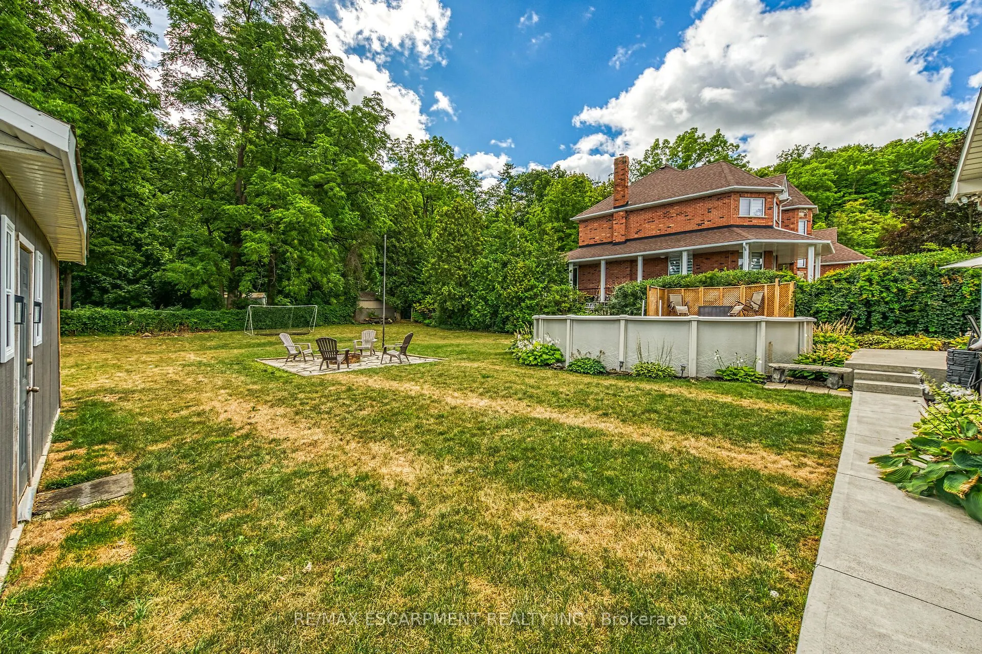 142 McNeilly Road
