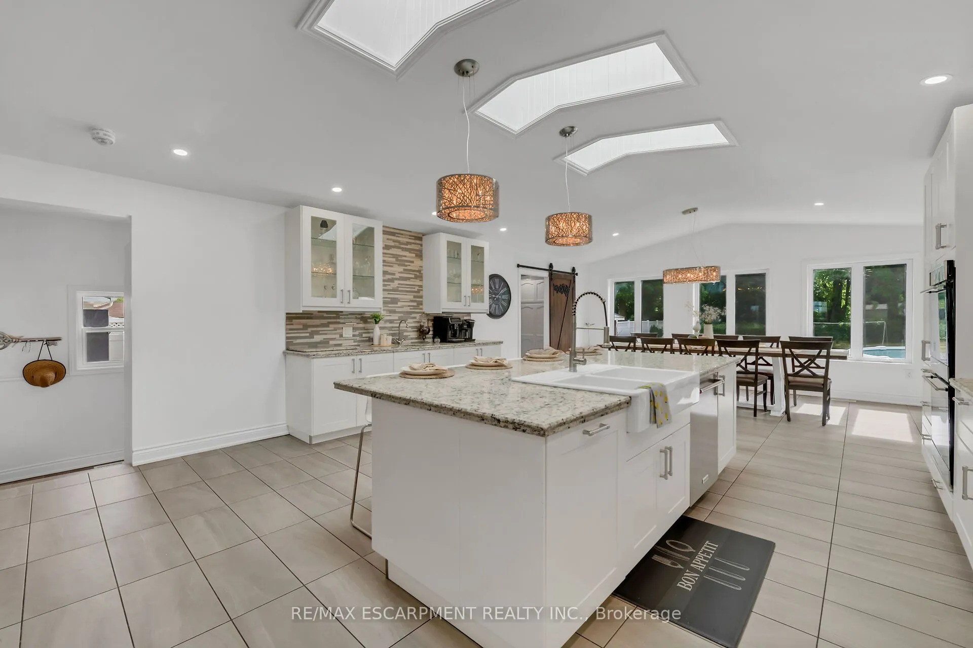 142 McNeilly Road