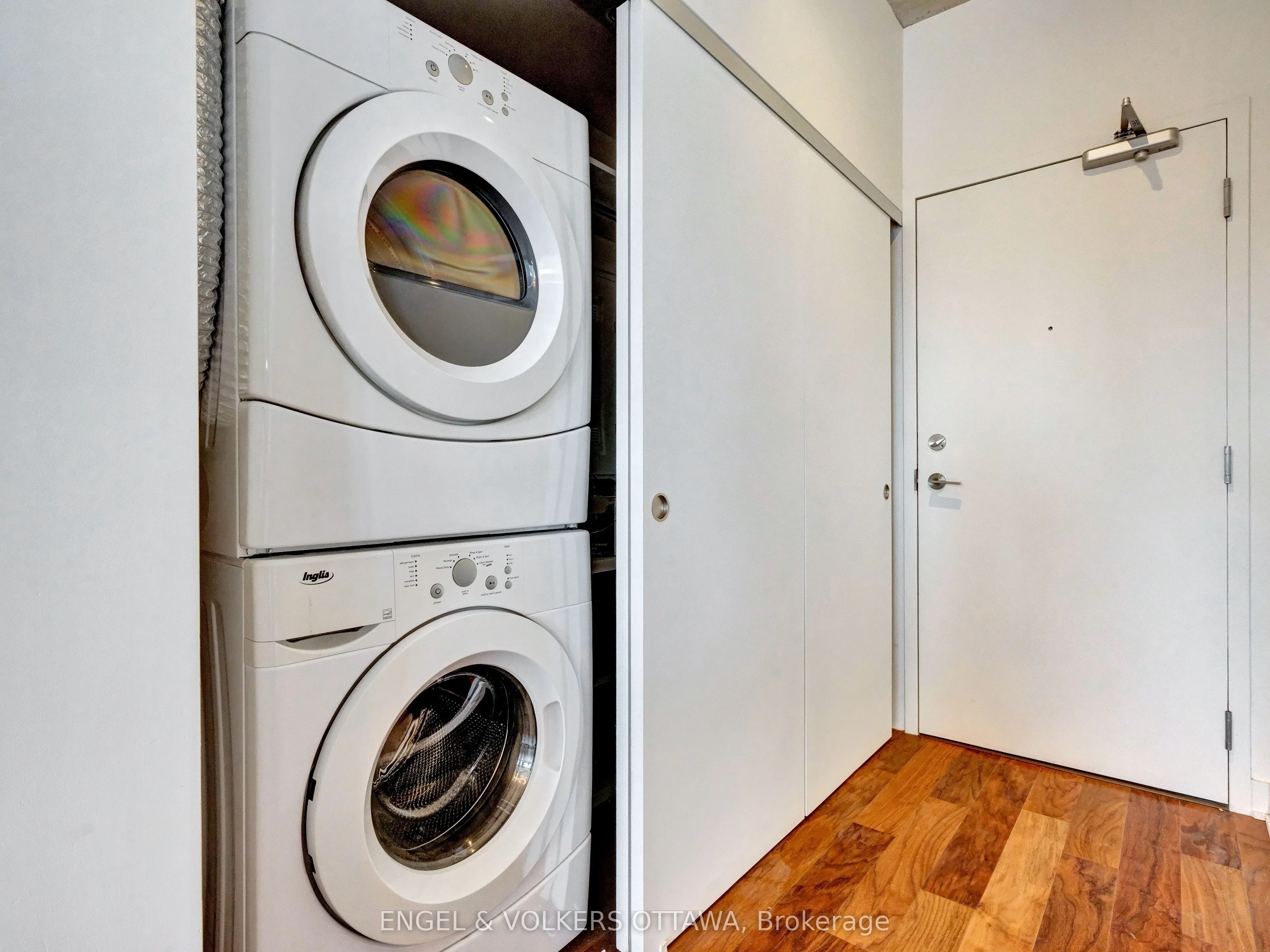 360 McLeod Street, #516
