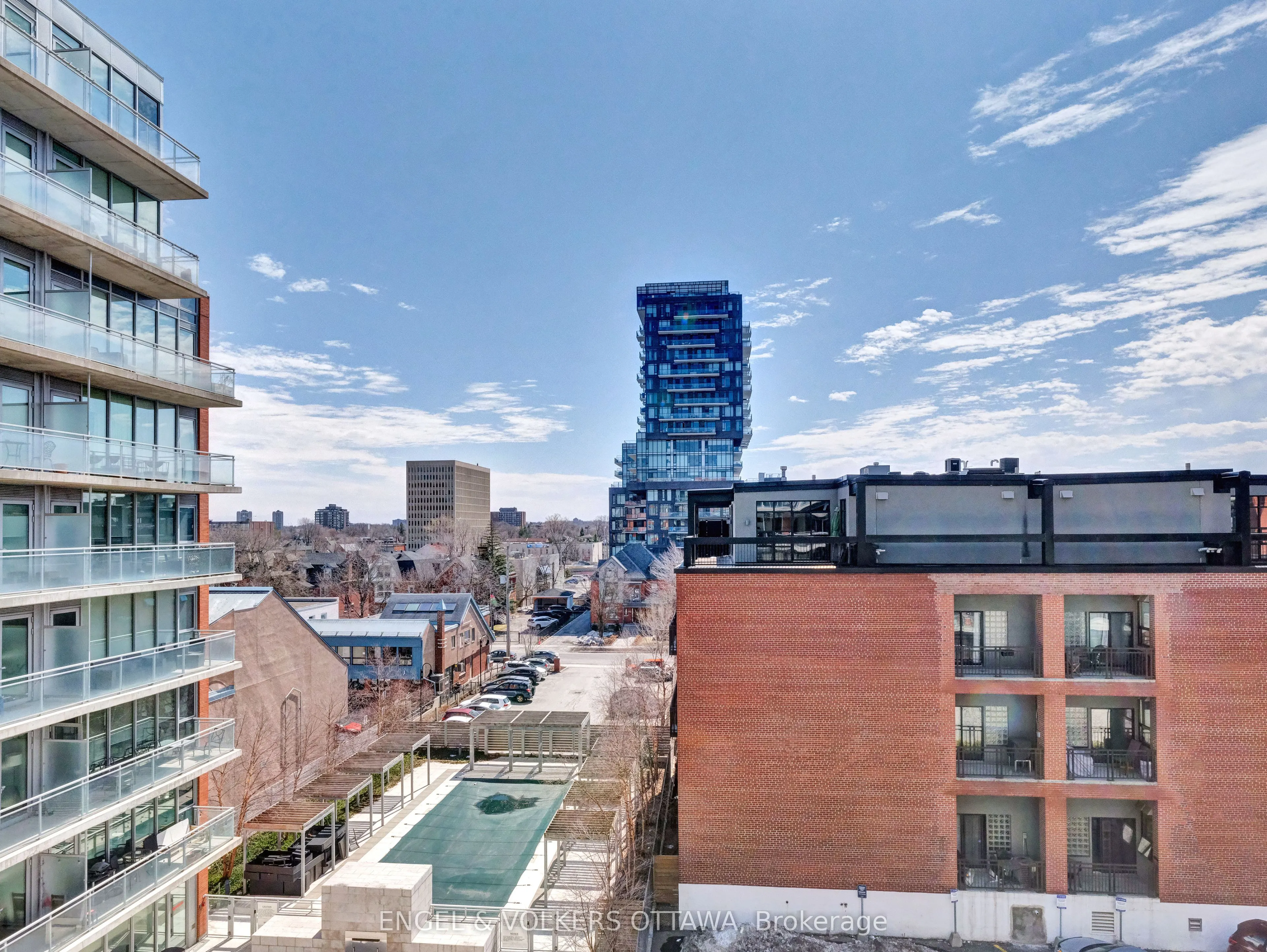 360 McLeod Street, #516