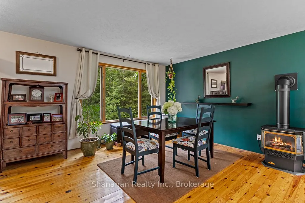 175 Warner Bay Road