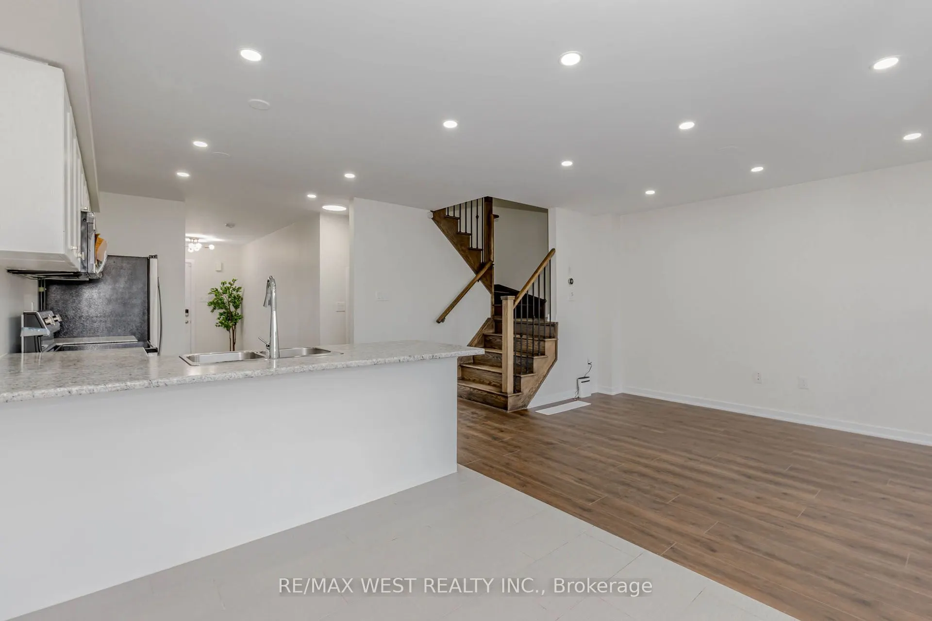 74 Pagebrook Crescent