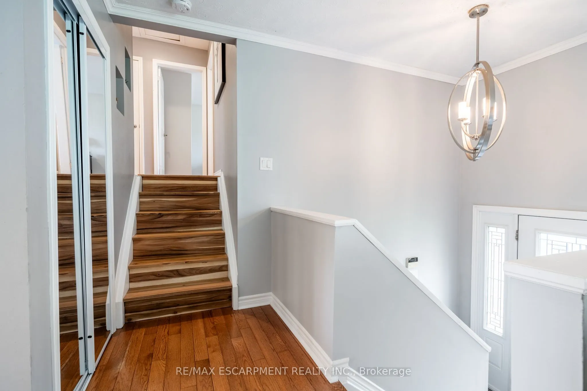 152 Concession 7 Road E
