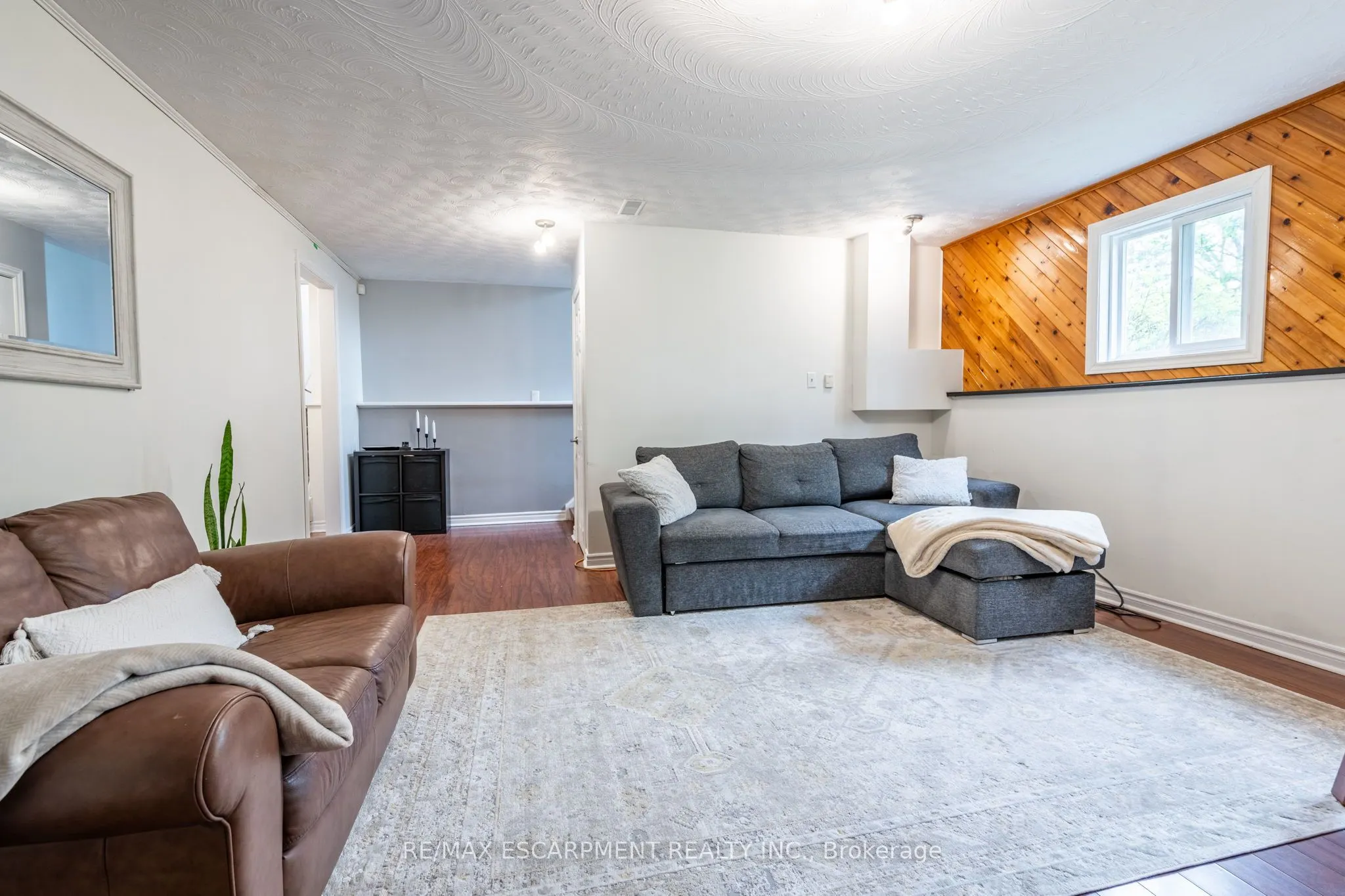 152 Concession 7 Road E