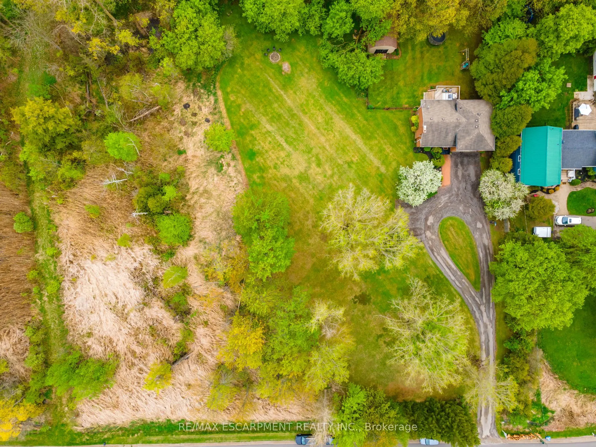 152 Concession 7 Road E