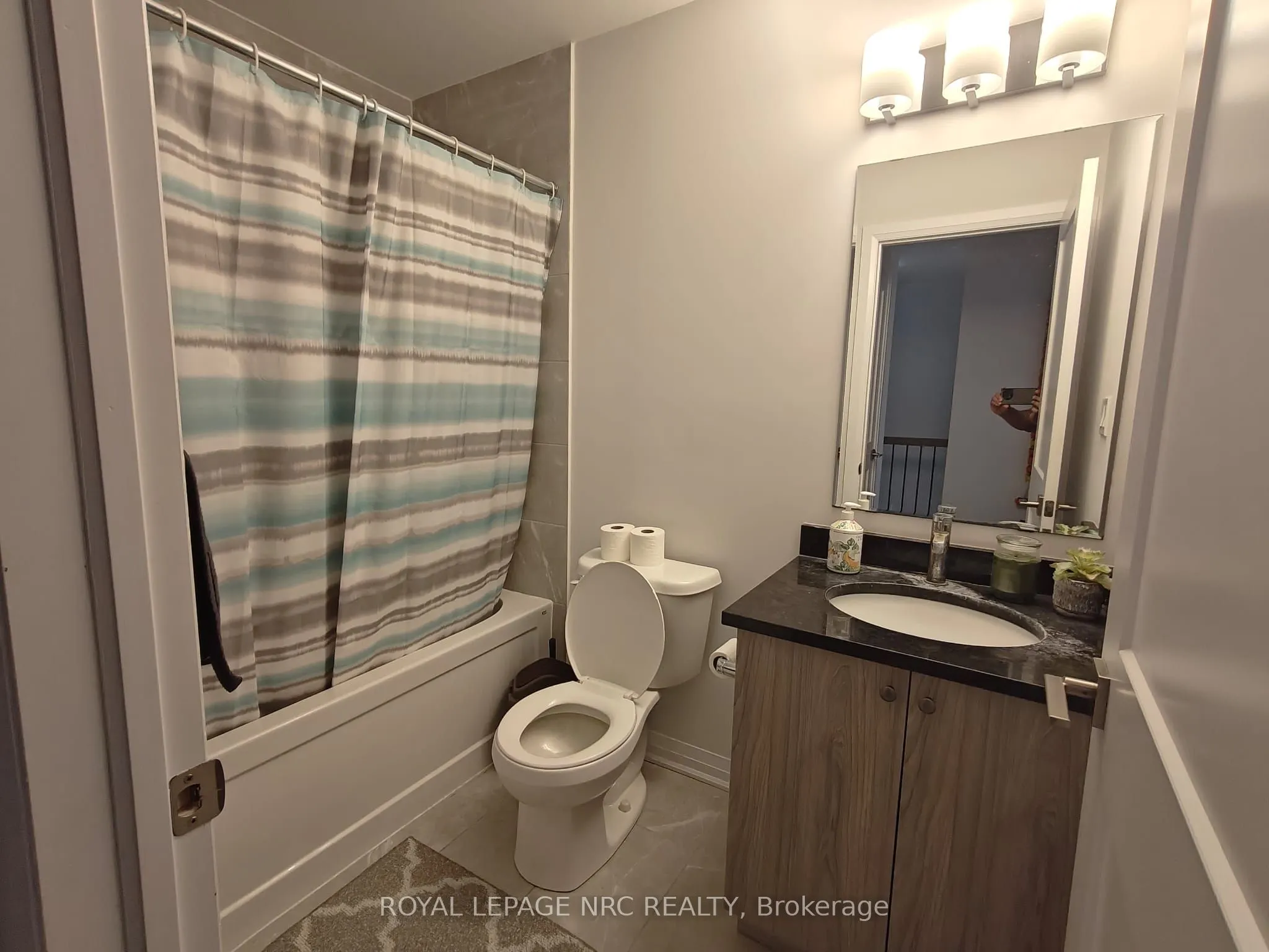 51 Sparrow Avenue, #18