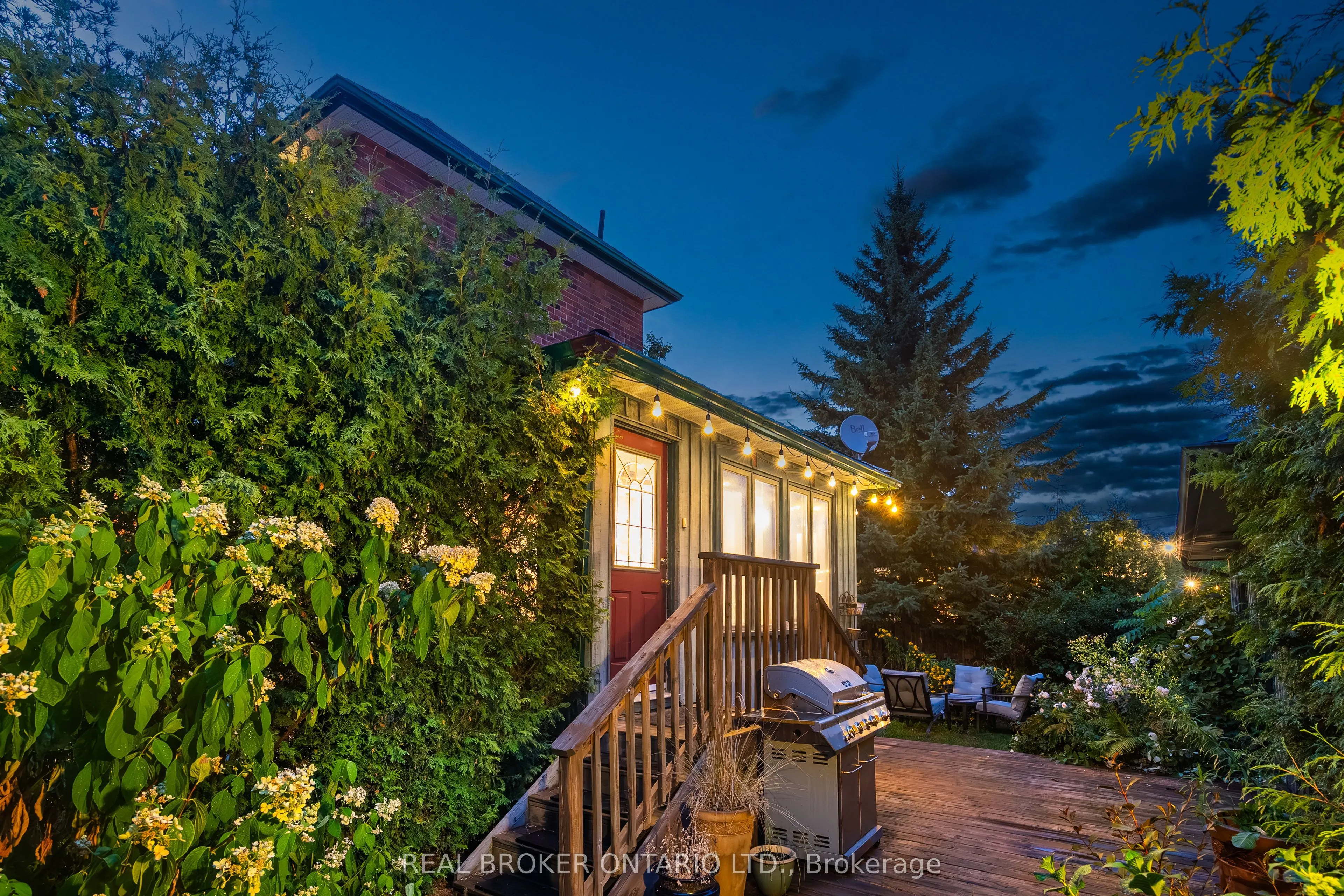 74 LAKE Avenue W