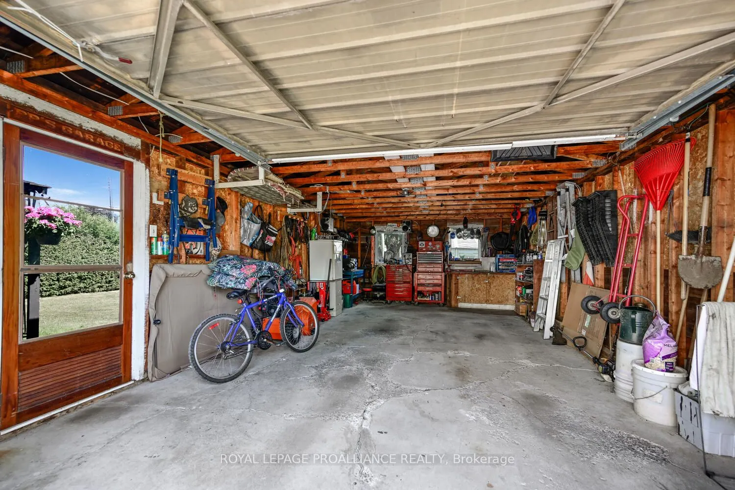 948 Montgomery Road