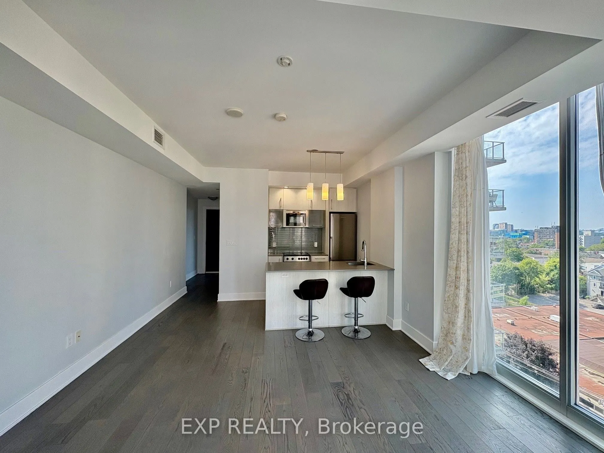 255 Bay Street, #1103