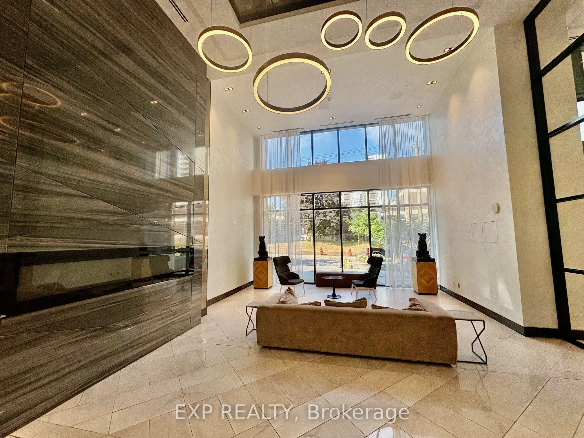 255 Bay Street, #1103