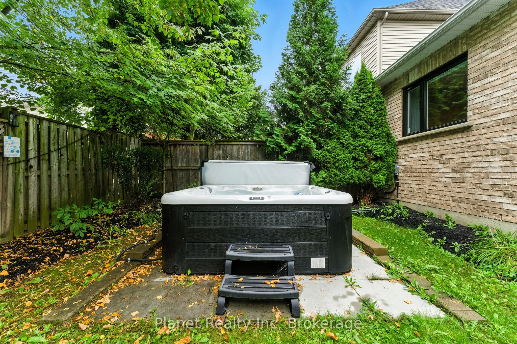 63 Truesdale Crescent