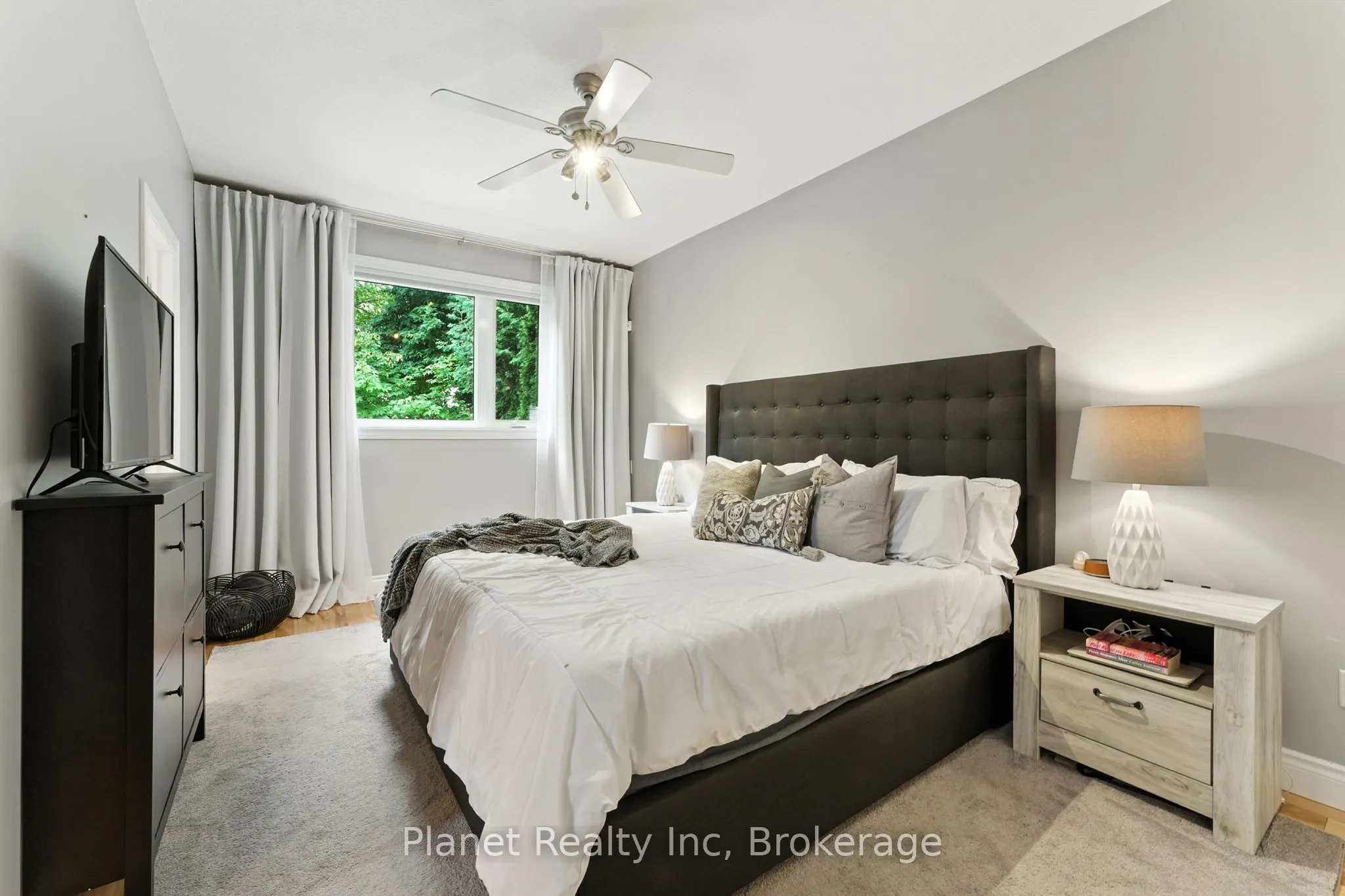 63 Truesdale Crescent