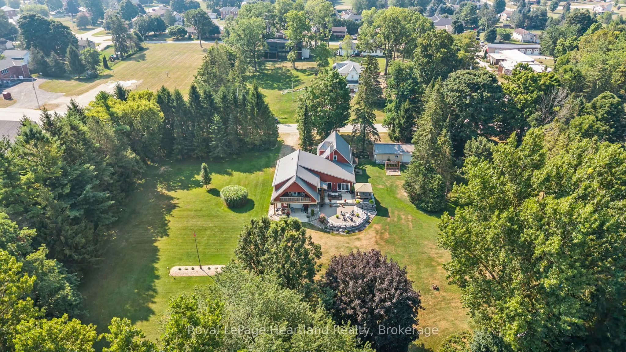 1043 Queen Street