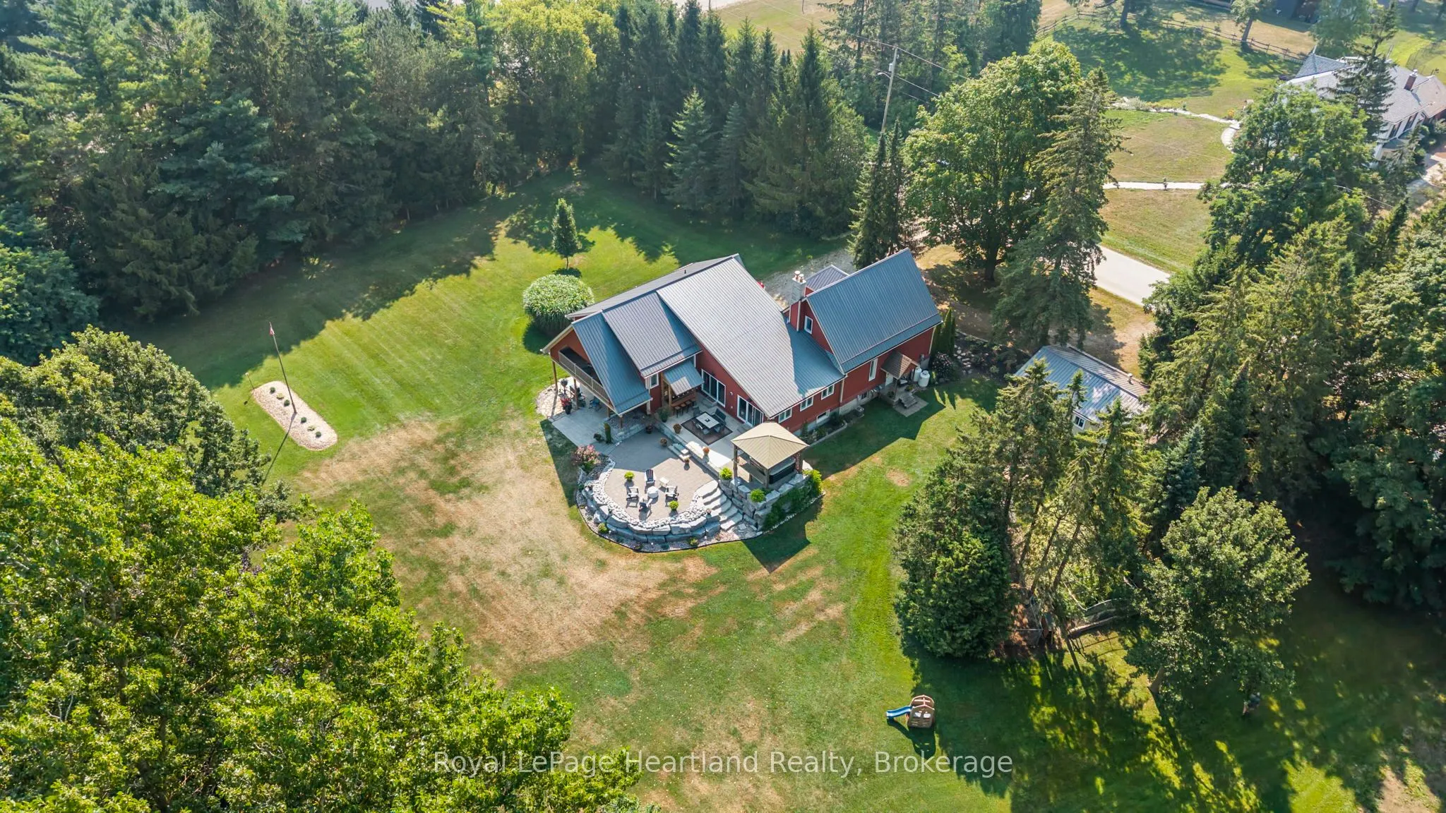 1043 Queen Street