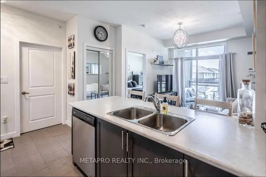 35 Southshore Crescent, #222