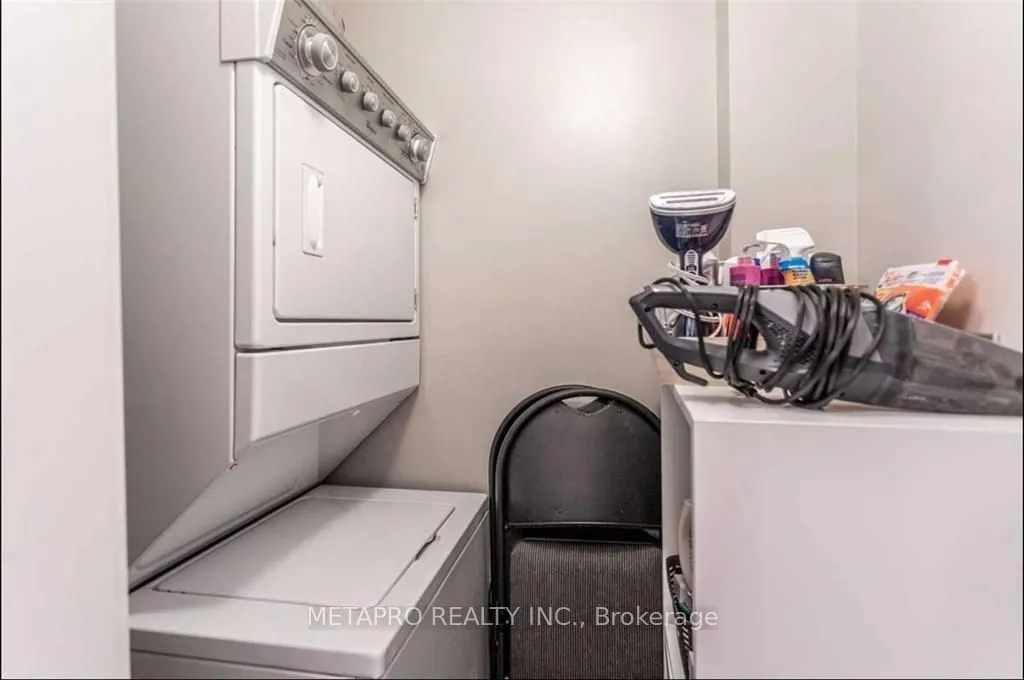 35 Southshore Crescent, #222