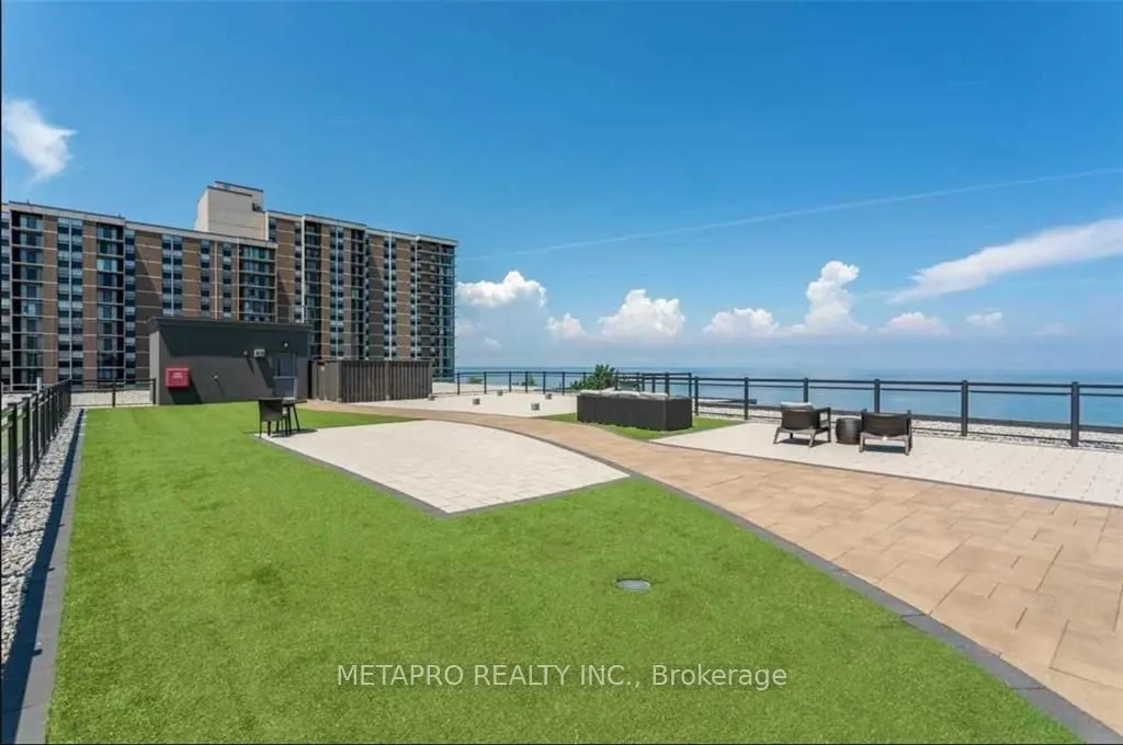 35 Southshore Crescent, #222