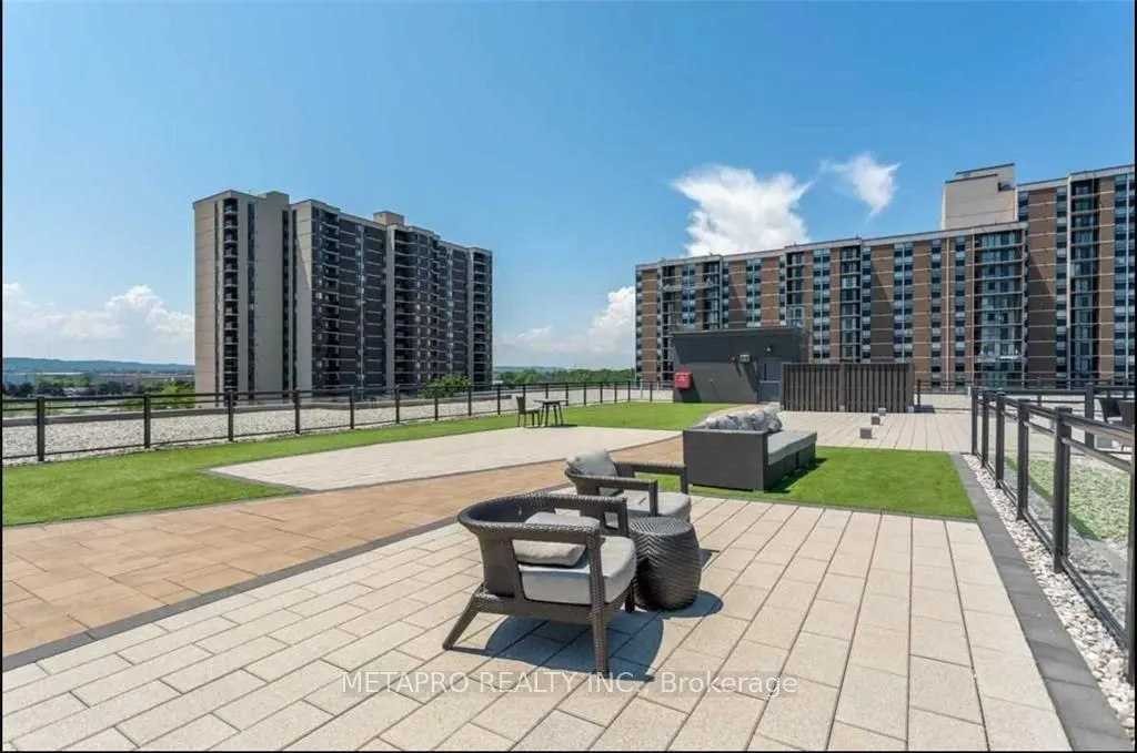 35 Southshore Crescent, #222