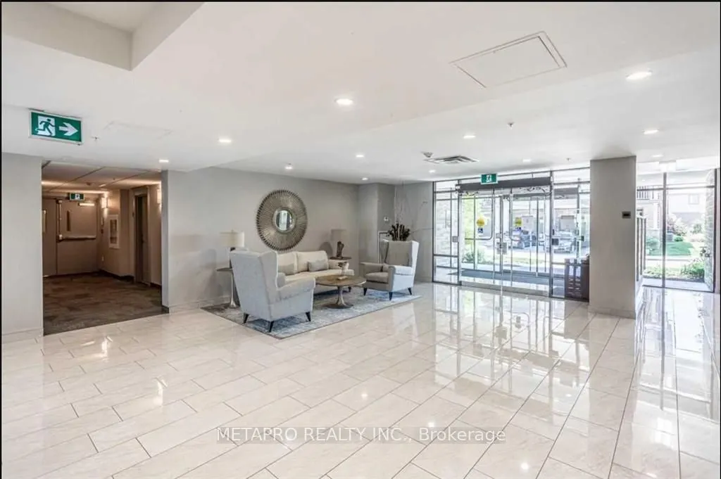35 Southshore Crescent, #222