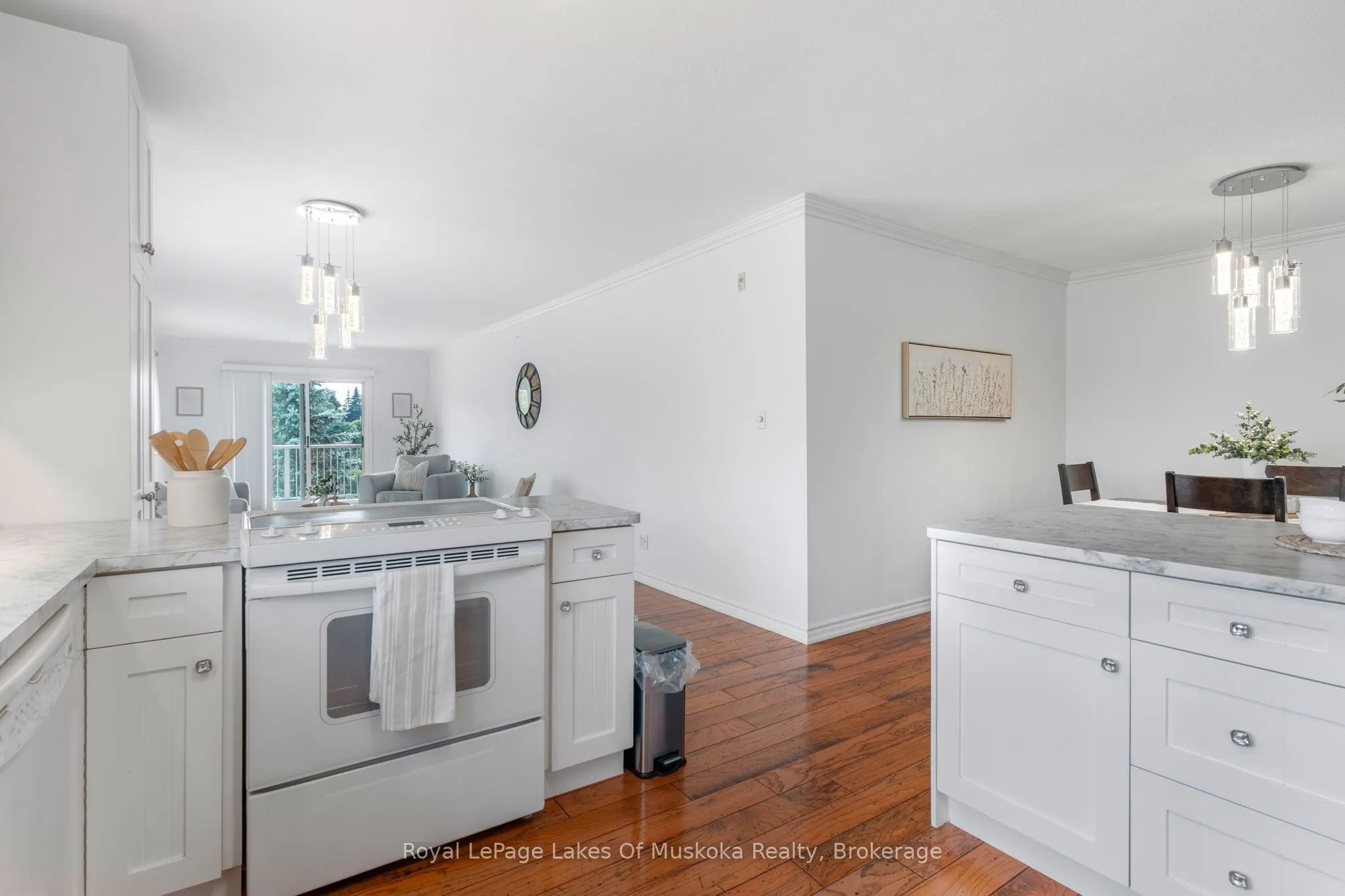 24 Ontario Street, #308