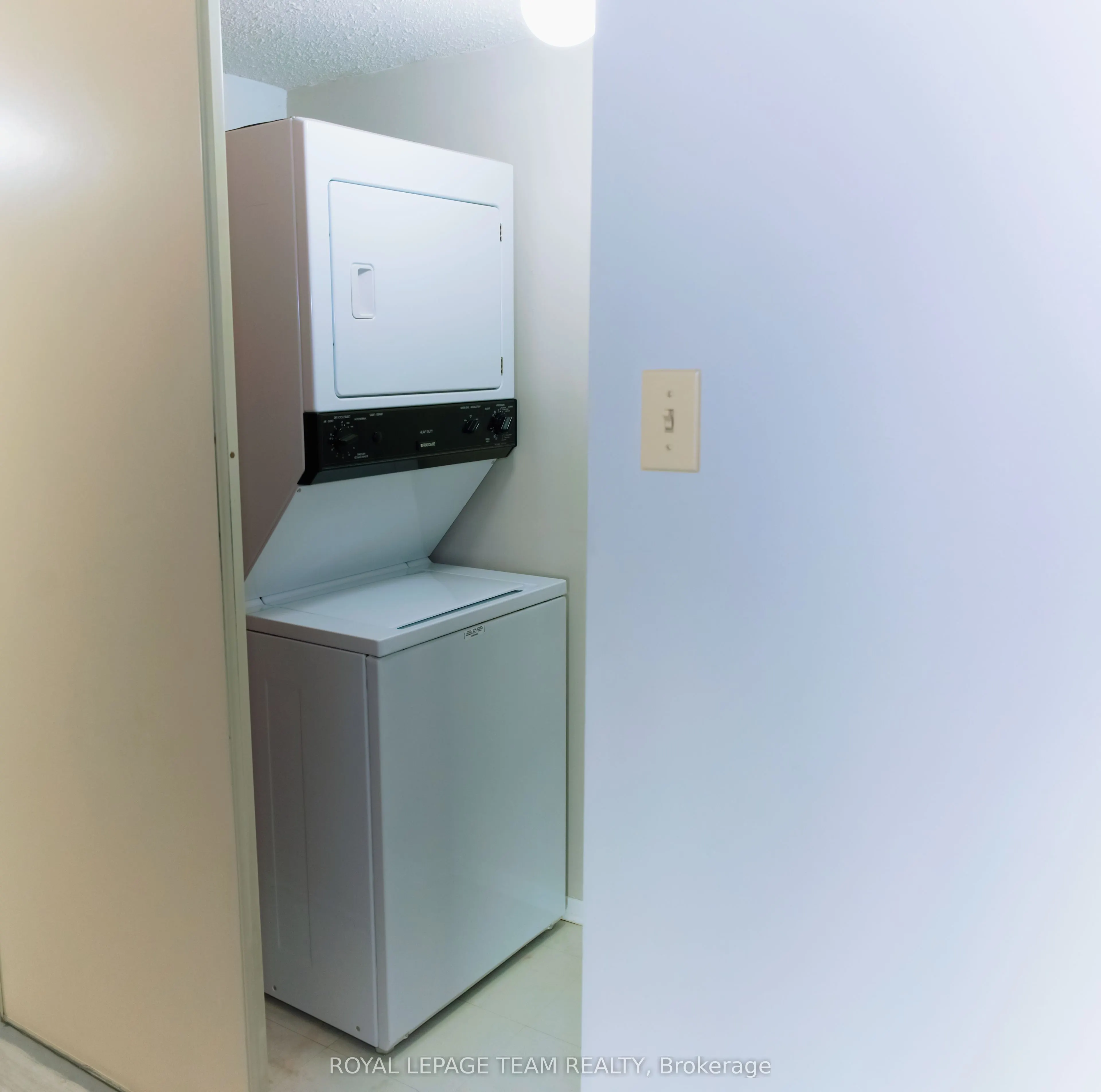 2871 RICHMOND Road, #1516