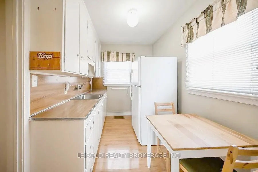 130 Leland Street, #1st Floor Room