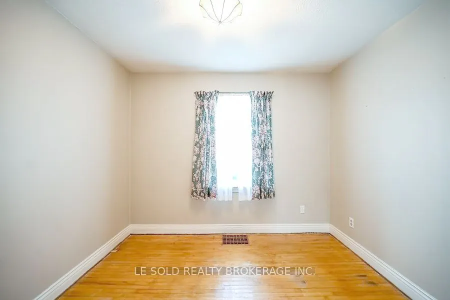 130 Leland Street, #1st Floor Room