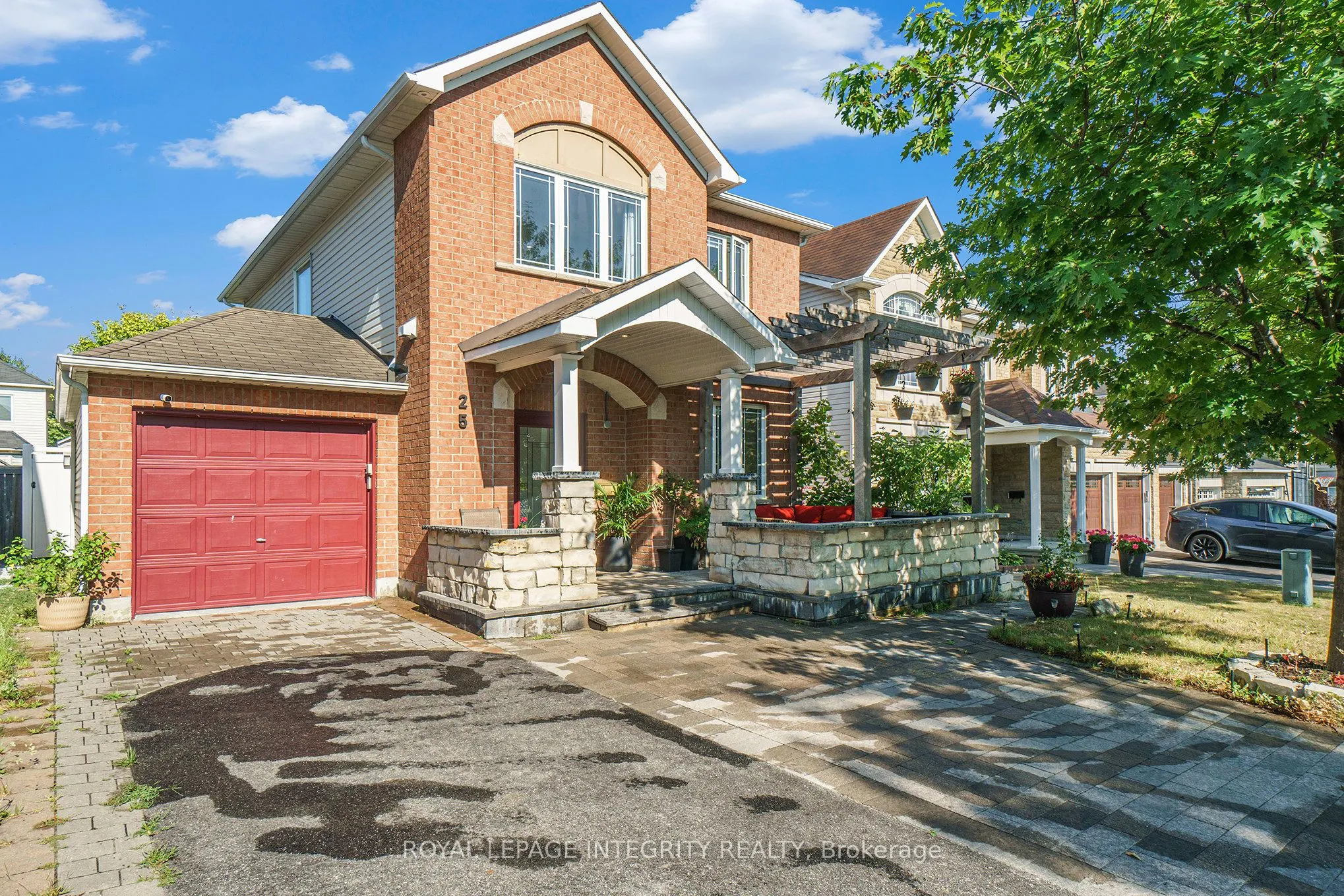 25 Berry Glen Street