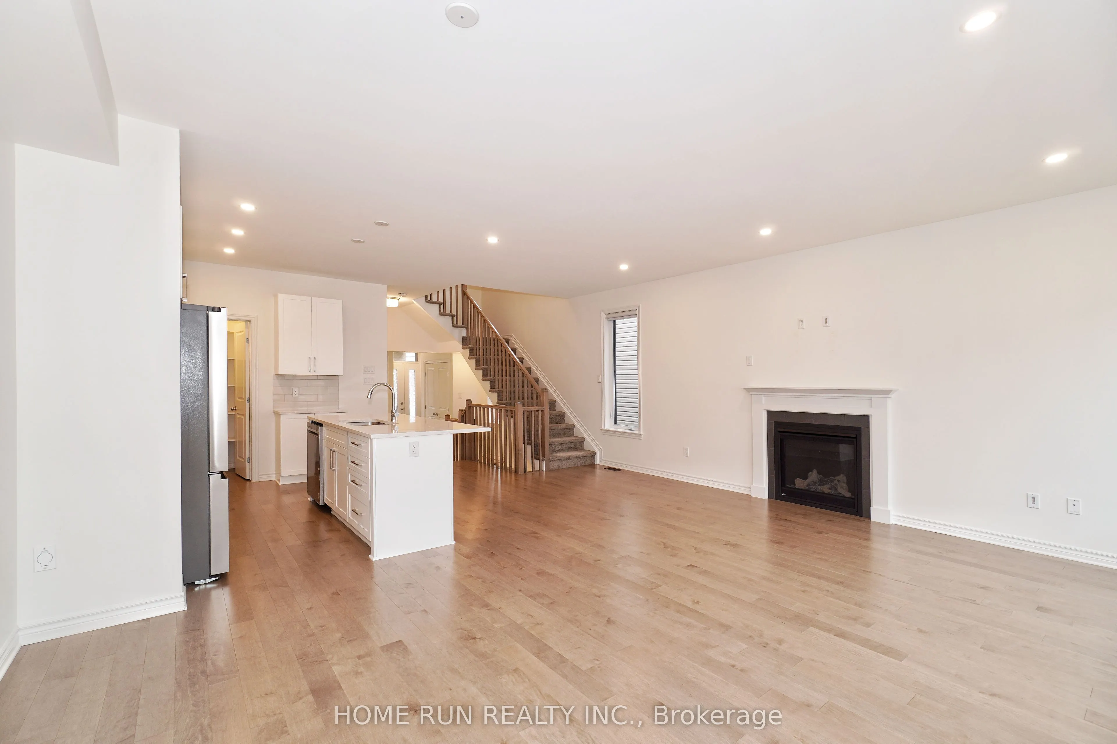 517 Sonmarg Crescent