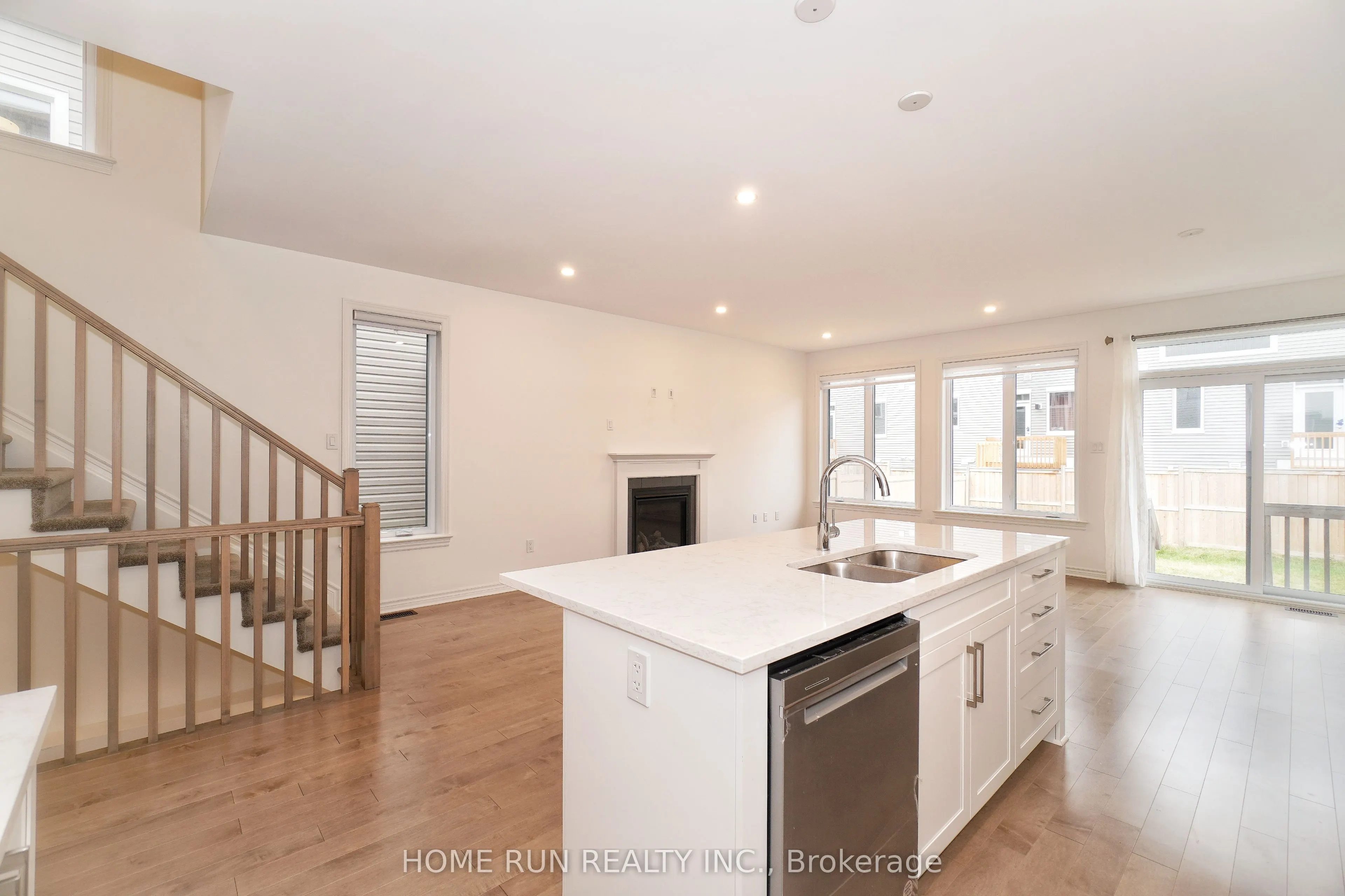 517 Sonmarg Crescent