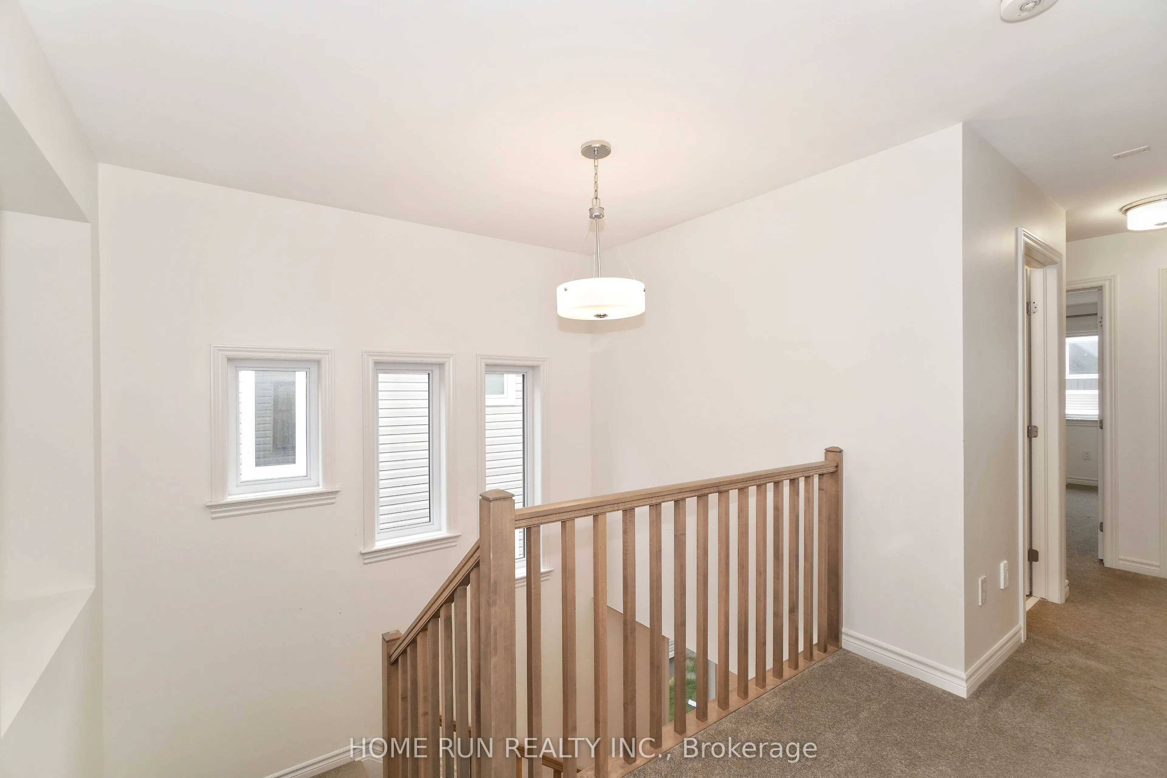 517 Sonmarg Crescent