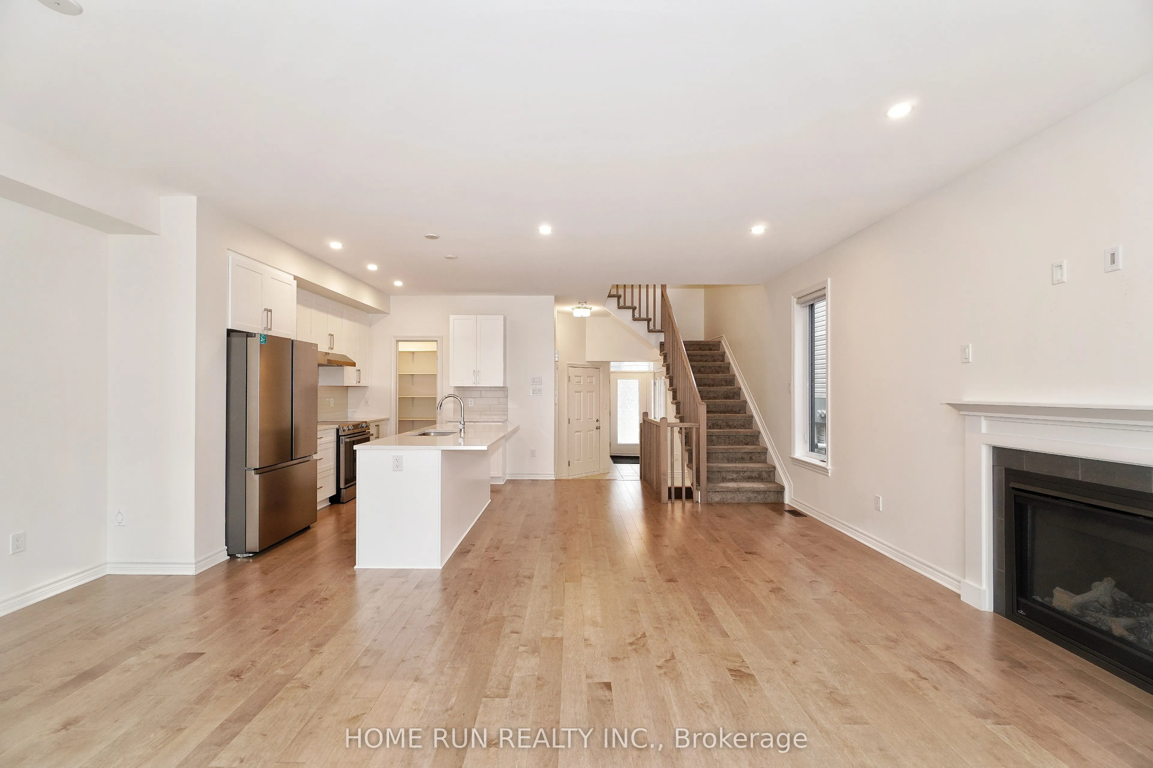 517 Sonmarg Crescent