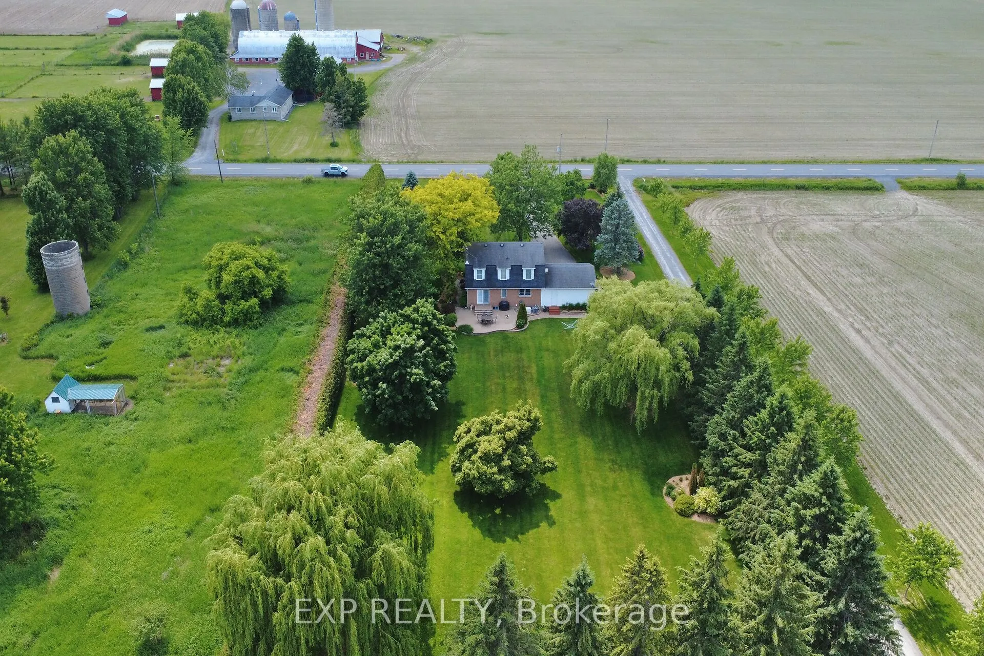 183 Hamilton Road