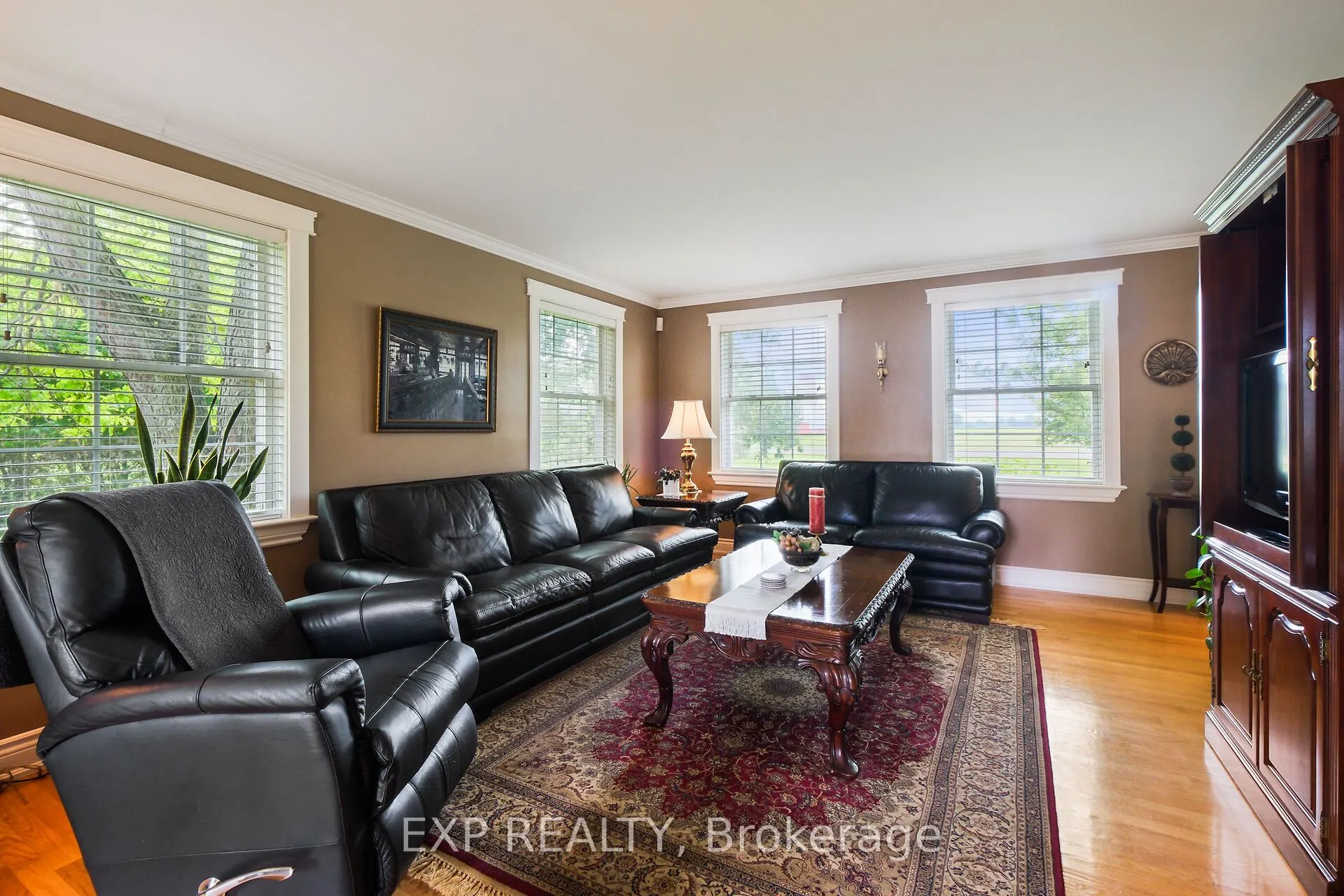 183 Hamilton Road