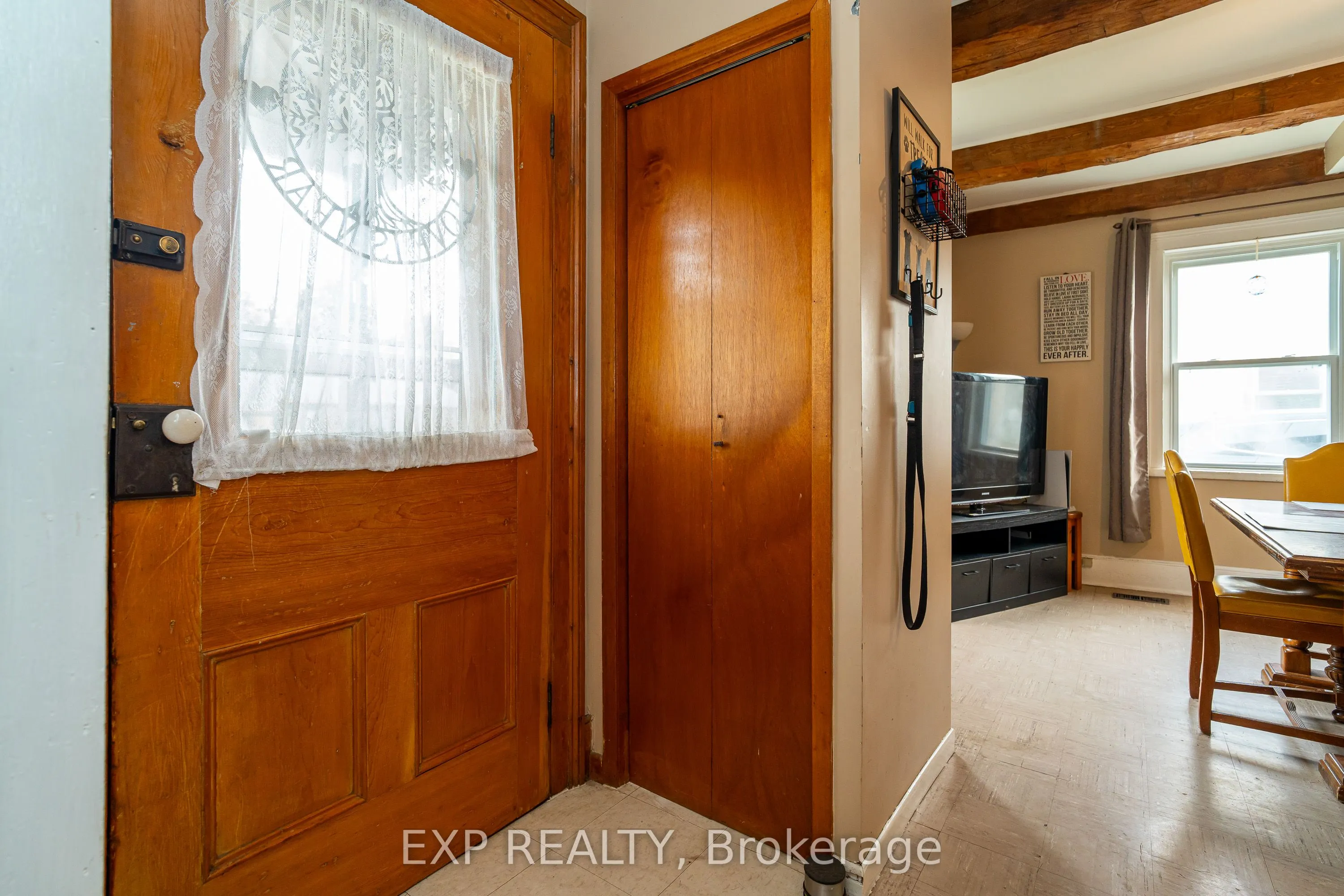105 Rideau Street