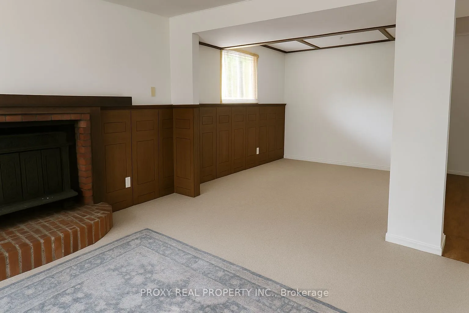 2 Leaside Drive