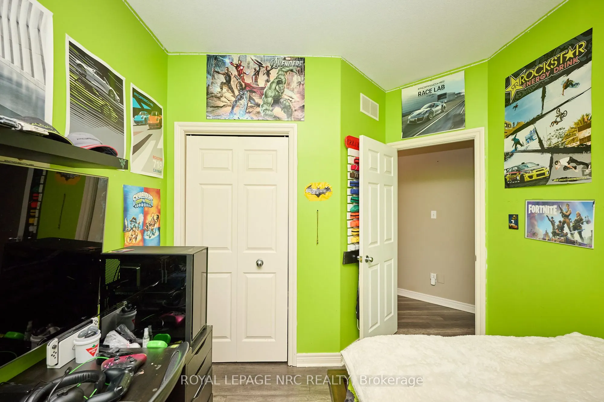 6951 Kelly Drive
