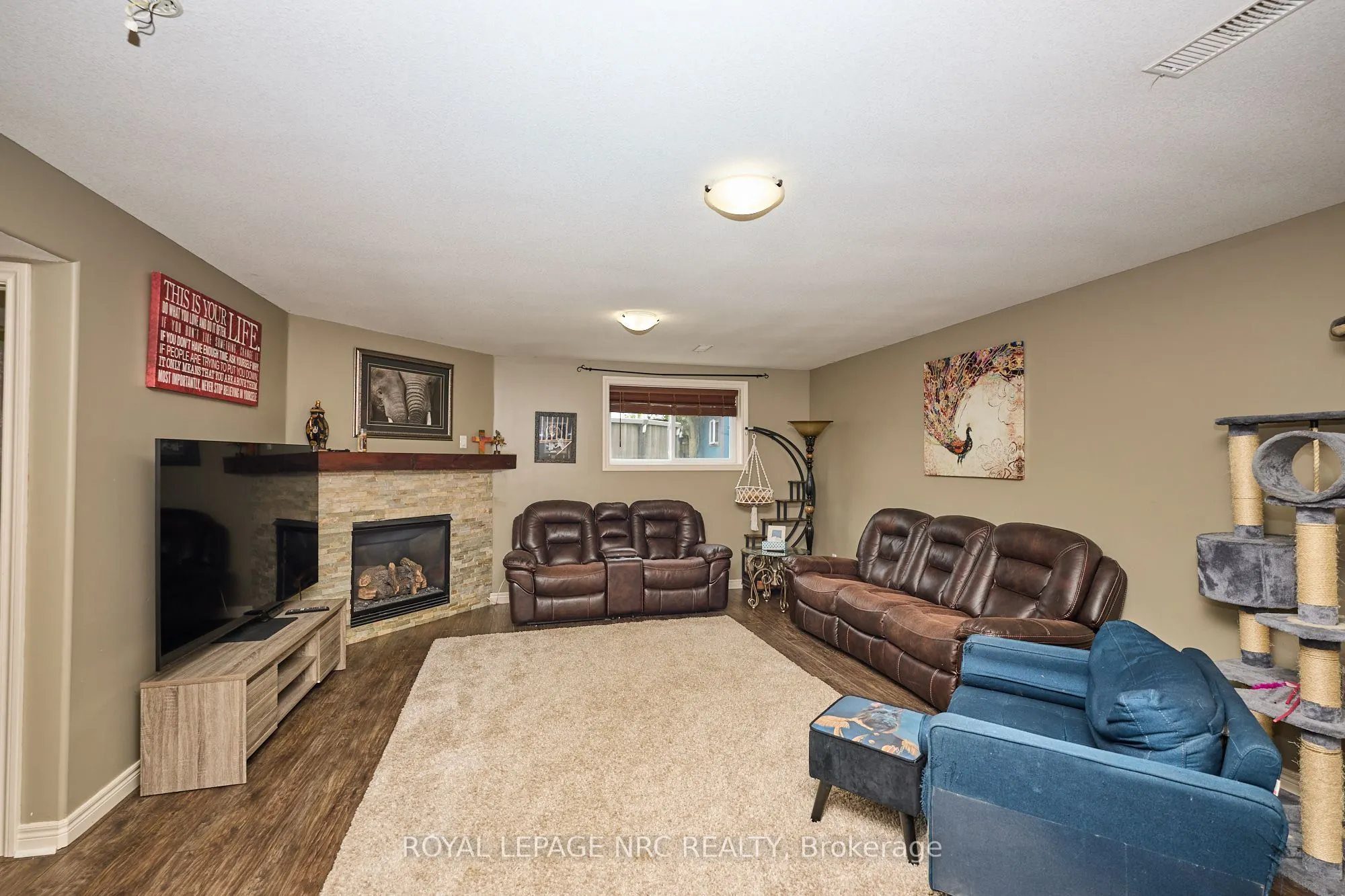6951 Kelly Drive