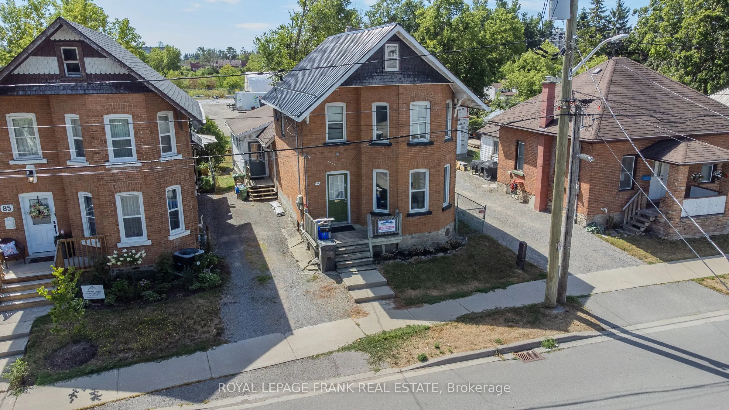 87 Durham Street W