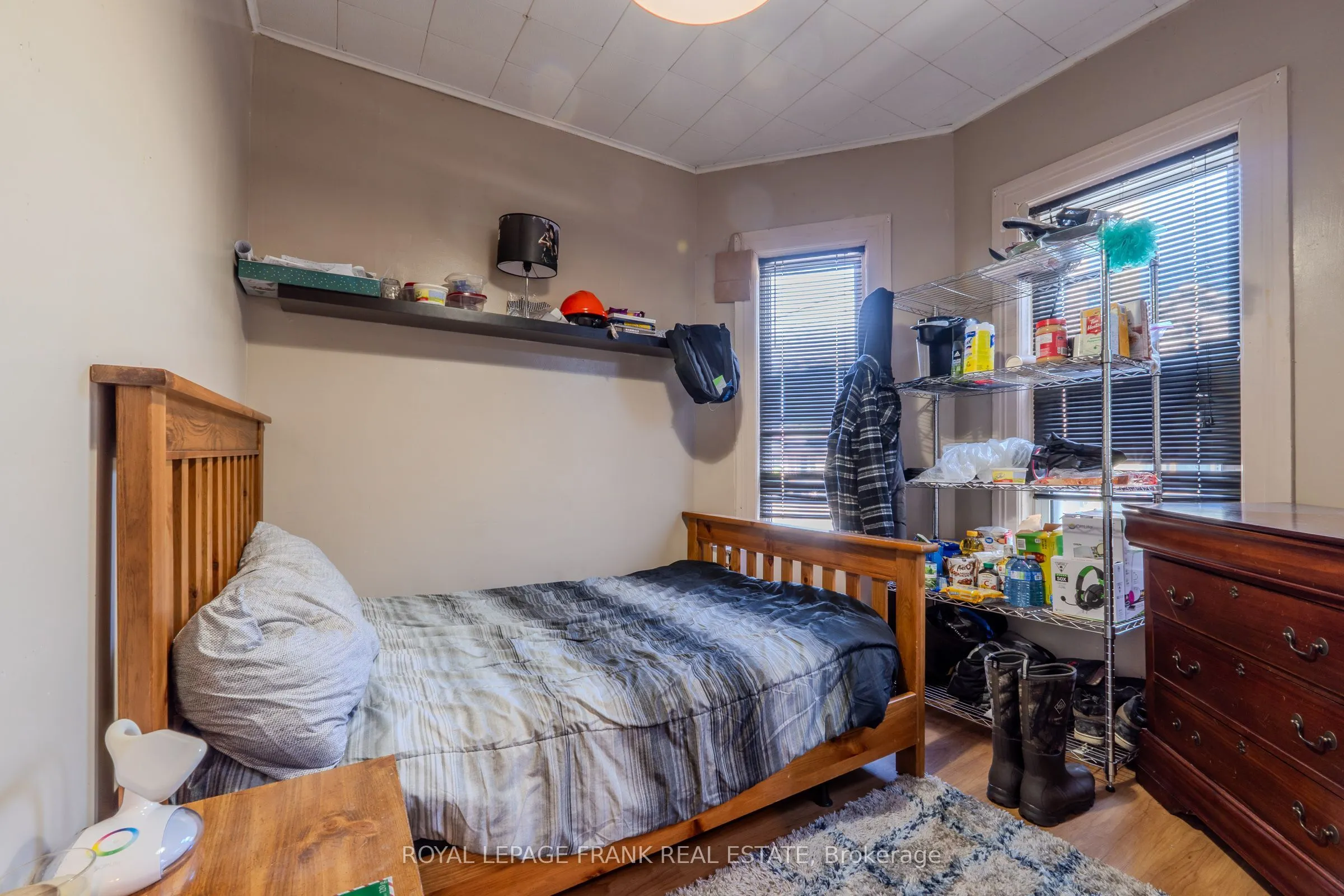 87 Durham Street W