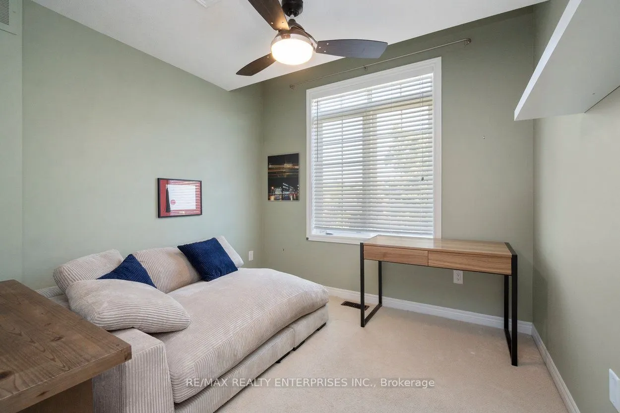 215 Dundas Street E, #9