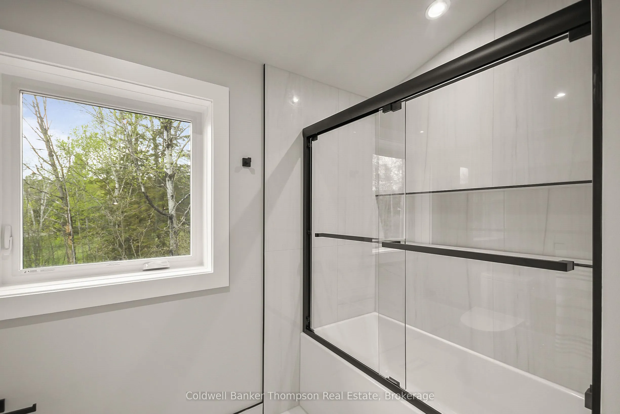 120 Vernon Shores Avenue