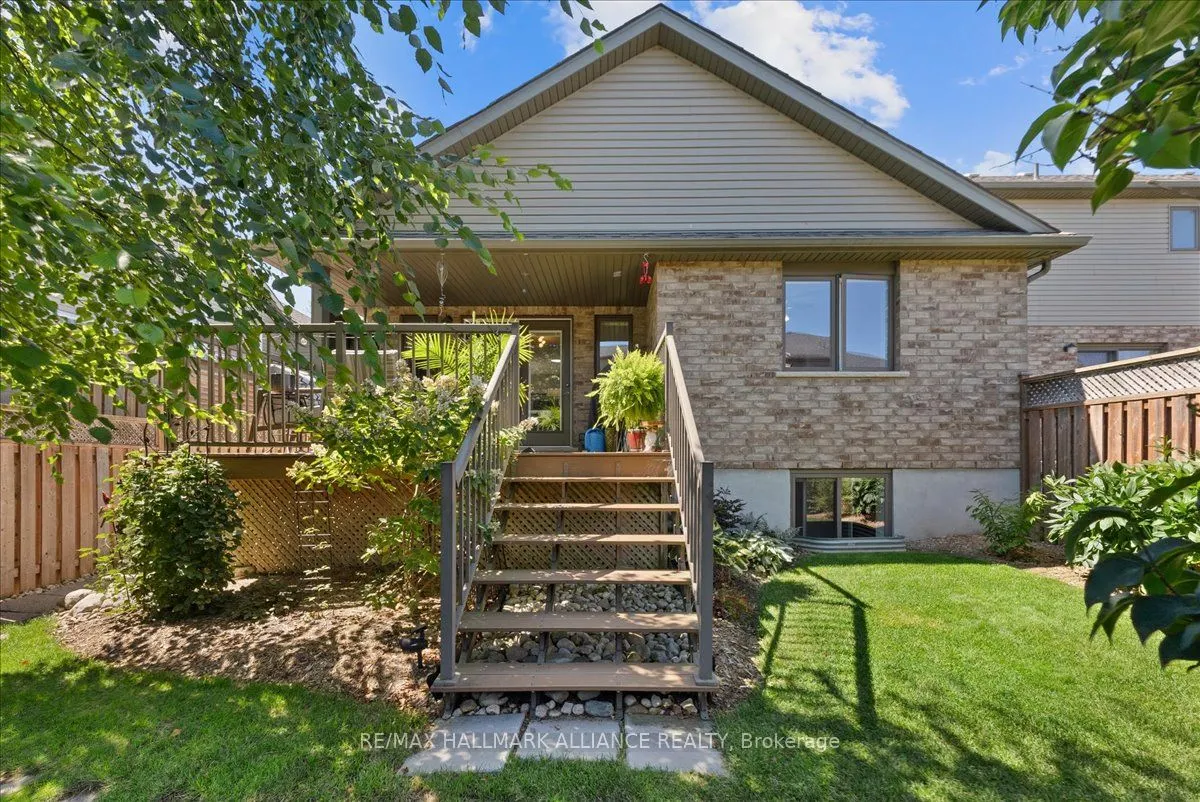77 Finnie Lane