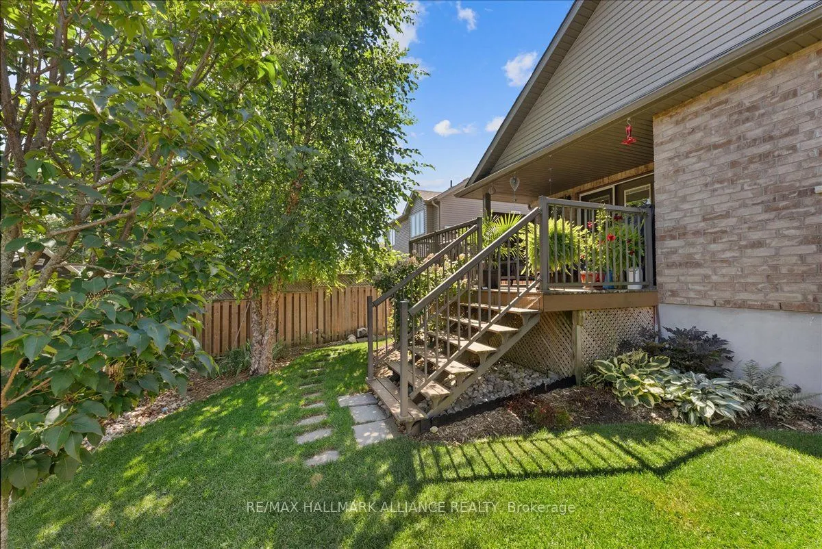 77 Finnie Lane