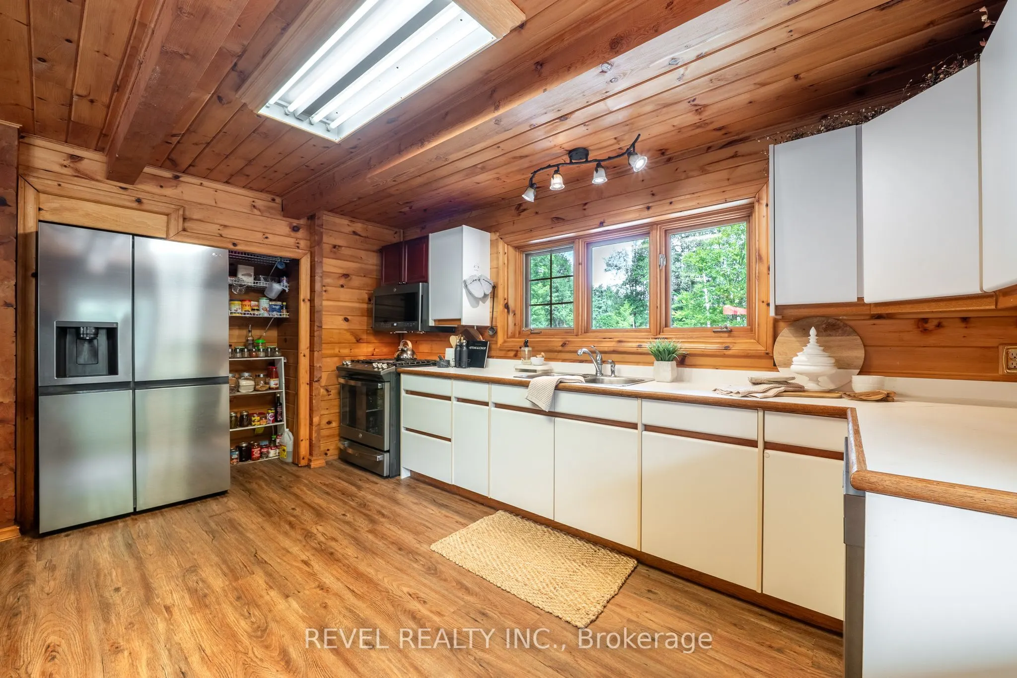 3515 County Rd 121 Road