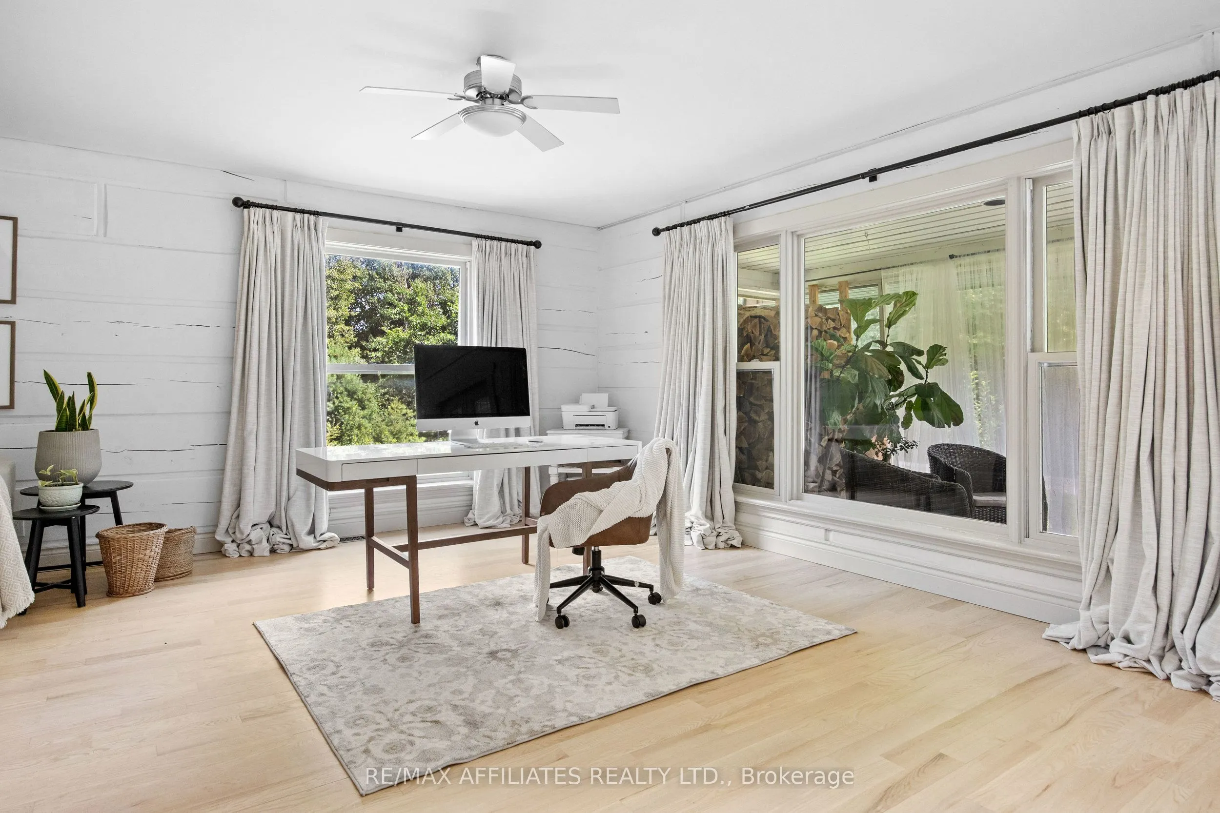 1727 Fallbrook Road