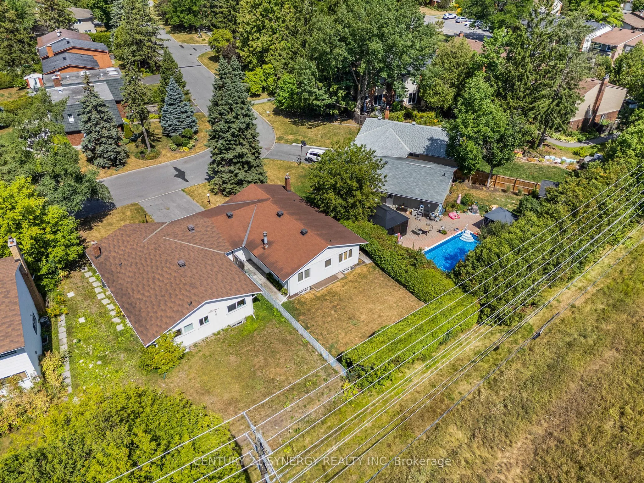 27 Midland Crescent